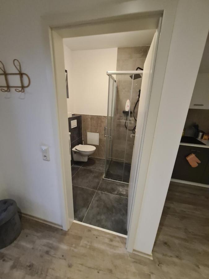Apartment Fuer Monteure Nr 1 Kassel Esterno foto